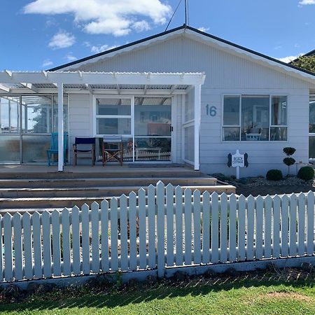 Beach Cottage - A Cosy Beach Cottage Charmer Riverton Exterior foto